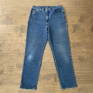 Vintage 90’s Lee Riders Medium Wash Hi-Rise Tapered Leg Mom Jeans